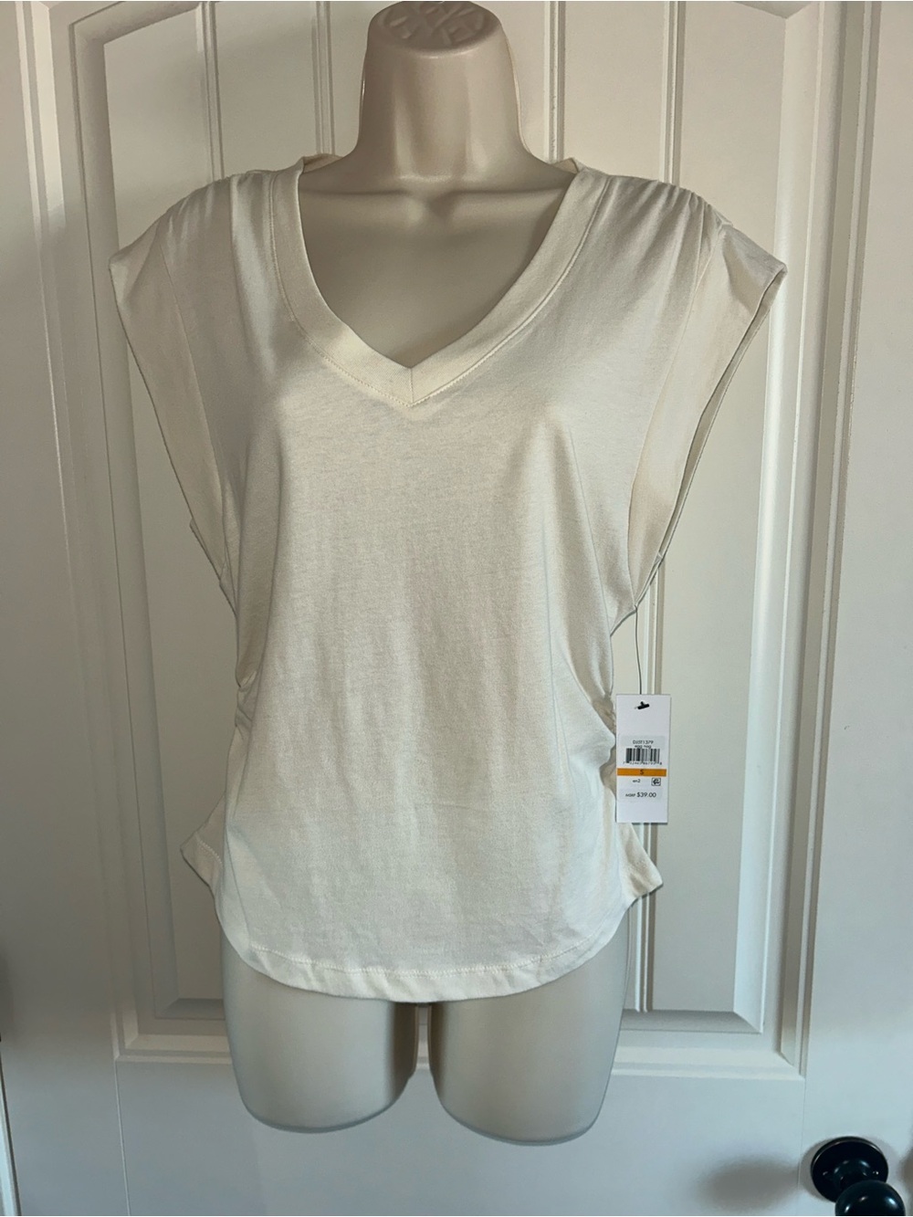 NWT DKNY Jeans Women's V-Neck Cap Sleeve Top - Cream Ruched Sides Sz S